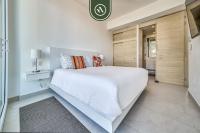 Oceanview Luxury Condo - Private Beach - Rooftpop - Ferienwohnung