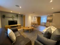 CS Exclusive Apartments of Princess Street West End - B&B