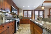 Big Horn Lodge 202 by East West Hospitality - Chambres d'hôtes Truckee