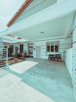 Fallem's Homestay Melaka I 4 ROOMS I FULLY AIRCOND I 9 PAX I FREE WIFI I NETFLIX I INTEX POOL - Chambres d'hôtes Malacca
