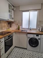 Centro. Bahía. Estaciones. - B&B Santander