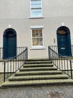 Osbourne House - BLUE 2 Bedroom,2 and half bath - Chambres d’hôtes Birmingham