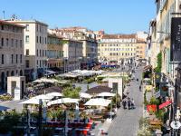 Chez Laura & Thomas - appartement T3 centre ville, proche Vieux Port, Opéra, Place aux Huiles - Chambres d'hôtes Marseille