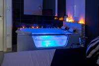 PLAN Deluxe - Romantic Excape with Whirpool Tub Niš, centar, FREE parking - B&B