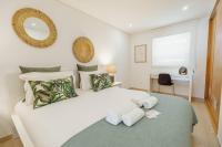 Stylish Apartment With Terrace by Hosty - Chambres d'hôtes Porto