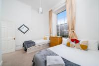 Canary Wharf - Spacious Apartments Near London ExCel Exhibition Centre, O2 Arena, City Airport, Free Parking & WiFi - B&B