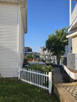 Cozy Bayside Beachhouse - B&B