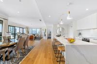 Heritage Penthouse in CBD - B&B Auckland