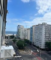 Apartamento em Copacabana com vista lateral do Mar - B&B