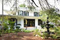 Eden Brae: Historic Southern Gothic Mansion - Bed and Breakfast