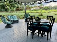 Hidden River Lodge - B&B San Francisco