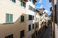 Cosy Suites in Glamorous Santo Spirito PLUS - B&B Firenze