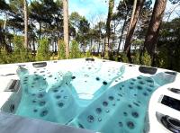 Maison du Lac avec Lagon, Spa de Nage, Jacuzzi - Ferienwohnung Biscarrosse
