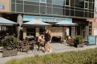 Modern Apartment with Parking near Metro Kabaty by Noclegi Renters - B&B