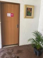 Habitación Individual con ducha y aseo compartidos