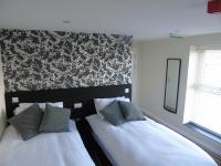 Camera Doppia con Letti Singoli