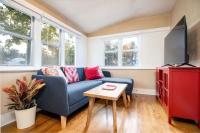 The Red Cabin Charming Historic Avenues Apartment - Bed and Breakfast Salt Lake City