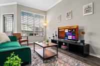 Modern Oasis 2 Bedrooms, 2 Baths Pool - B&B
