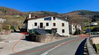 Matxiku Aurre - Bed and Breakfast Berastegi