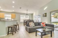 3 Mi to Clearwater Beach Home with Patio and Grill! - B&B