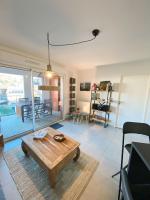 Appartement Sierra - Tram A - Free Parking - Free WIFI - Chambres d'hôtes Cenon