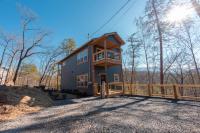 Romantic Cabin Retreat By Ghosal Luxury Lodging - B&B Gatlinburg