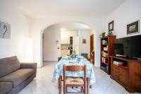 Apartamento de 2 dormitorios con vistas al jardín