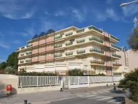 Studio cabine 4 pers au Lavandou, climatisé - FR-1-803-57 - Chambres d’hôtes Le Lavandou