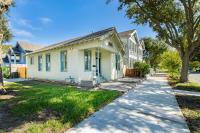 Pleasure Pier Modern Home Nr Beach Bbq Games - B&B Galveston