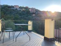 Appartamento Pompelmo 1 piano terrazzo piccolo giardino - B&B