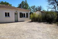 Belle maison avec piscine et terrain entièrement clôturé - B&B