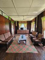 Balek Kualé - B&B Kampung Baru