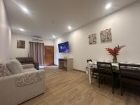 Private Fully Furnished Home at Wide Mouth Frog Hostel Quepos - B&B