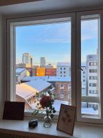 Le petit Sommelier - 1 Bedroom, Near metro, Garden view - B&B Helsinki