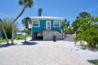 Cozy Cottage by Sun Palace Vacations - Bed and Breakfast Fort Myers Beach
