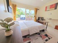 Seaside Exotic Studio in Suva City Quality bedding free wifi n parking - Bed and Breakfast