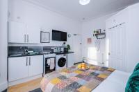 Jephsons Lodge Studio 1 - Free Parking, WiFi, Netflix - Chambres d’hôtes Royal Leamington Spa