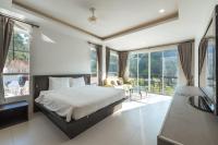 King Room with Mountain View