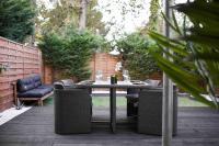 LOVE IN SPA Appartement Jacuzzi privé Jardin - B&B Escalquens