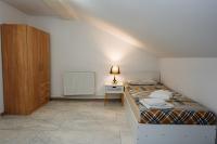 Appartamento con 3 Camere da Letto