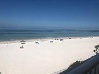 Sea Oats 401 - Beautiful 2 Bed 2 Bath Ocean Front Corner Unit - Prime Location! - B&B
