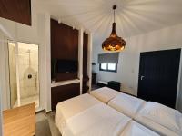 Monolocale (2 Adulti) con Balcone e Vista Mare