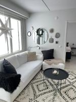 Cozy two bedroom apartment with sauna, garden and terrace - Chambres d’hôtes Espoo