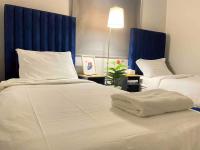 شقة هادئة بتصميم انيق ثلاث غرف ودخول ذاتي - B&B Khobar