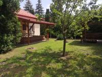 Júlia Vendégház Balatonkeresztúr - B&B Balatonkeresztúr