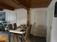 ZurAlten Bank Fewo 4 - Bed and Breakfast Altenkirchen