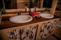 Double Room with Balcony and Shared Bathroom