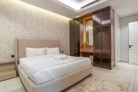 Four-Bedroom Luxury Apartment