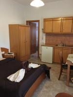 Studio (2 Adults)