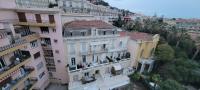 Appartement 2 pieces centre Menton jardin Bioves - B&B